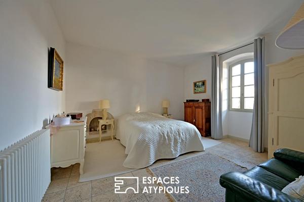 Ancien presbytère rénové et son jardin secret