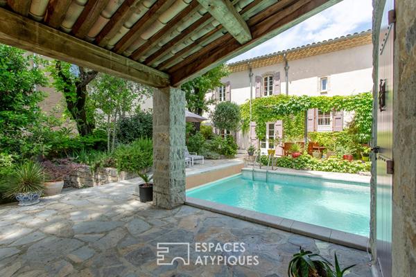 Ancien presbytère rénové et son jardin secret