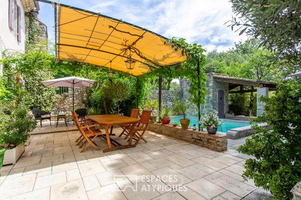 Ancien presbytère rénové et son jardin secret