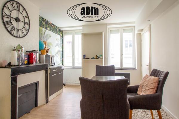 Immeuble
                                                                                                                                                
                                                                                                                                                
                                                                                                                                                
                                                    
                                                                                                                                                                                                                                                                                                                        135.65  m²                                                                                                                                                                                                         3 etage(s)