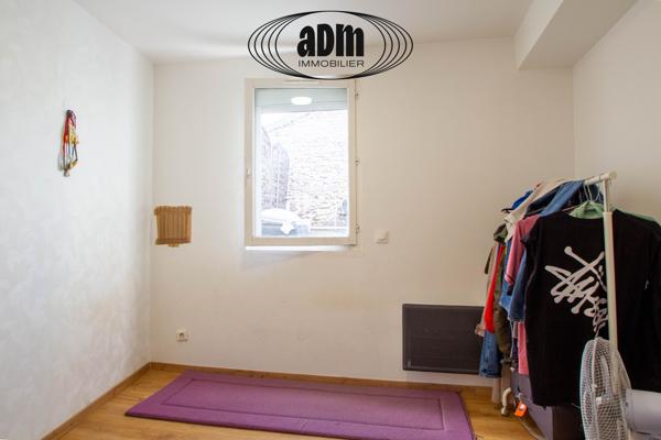 Immeuble
                                                                                                                                                
                                                                                                                                                
                                                                                                                                                
                                                    
                                                                                                                                                                                                                                                                                                                        135.65  m²                                                                                                                                                                                                         3 etage(s)