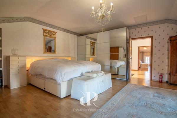 Cazes-Mondenard (82110) Charmante Maison de Maître avec 14 hectares