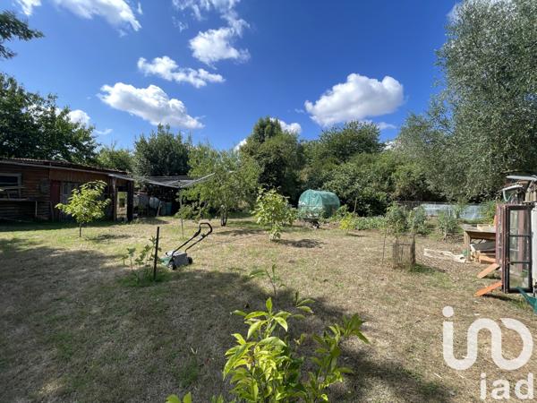 Maison à vendre 7 pièces 200 m² Sauzé-Vaussais