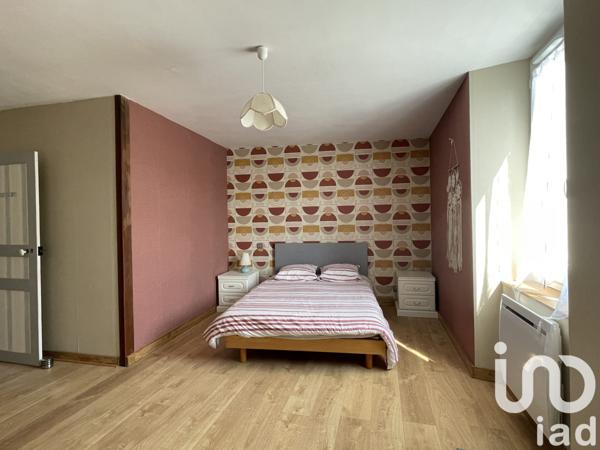 Maison à vendre 7 pièces 200 m² Sauzé-Vaussais