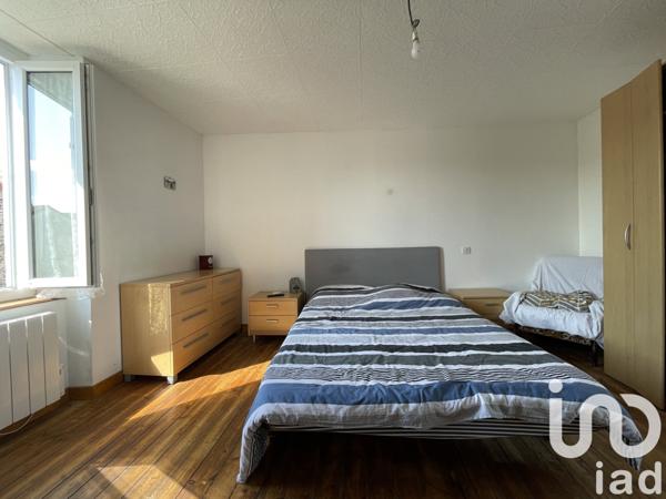 Maison à vendre 7 pièces 200 m² Sauzé-Vaussais