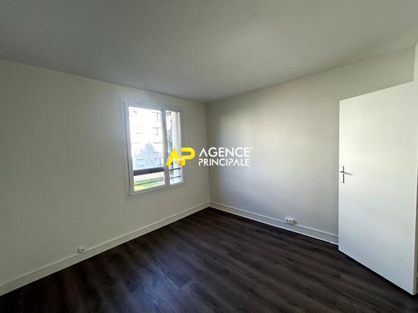 ARGENTEUIL _ Appartement 2 pièces Loyer 1 100 €/mois charges comprises **  - Référence  4487
