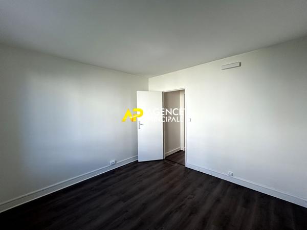 ARGENTEUIL _ Appartement 2 pièces Loyer 1 100 €/mois charges comprises **  - Référence  4487