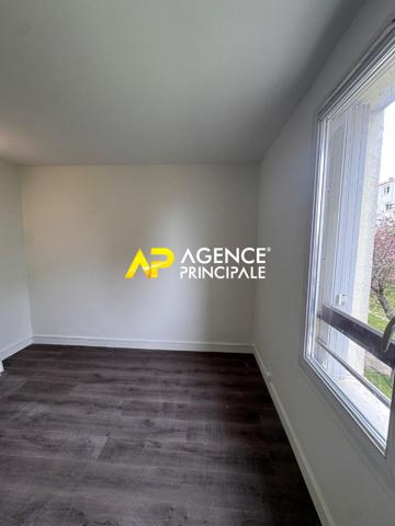 ARGENTEUIL _ Appartement 2 pièces Loyer 1 200 €/mois charges comprises **  - Référence  4487