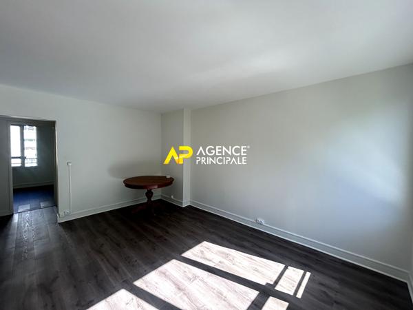 ARGENTEUIL _ Appartement 2 pièces Loyer 1 100 €/mois charges comprises **  - Référence  4487