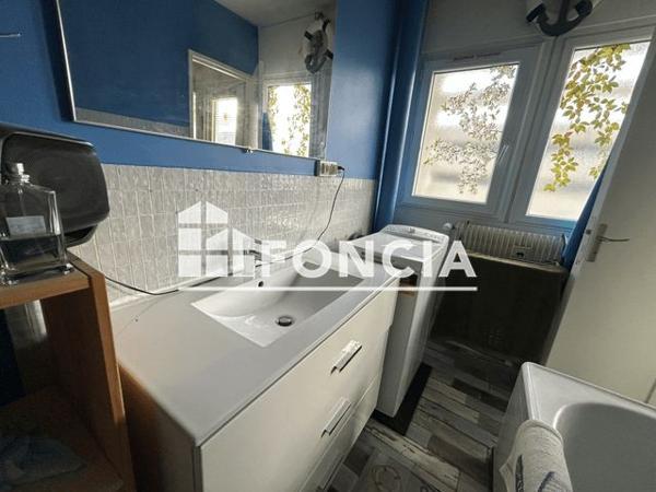 Location Appartement 4 pièces 74 m² - 25 QUAI F.MISTRAL Vienne 38200