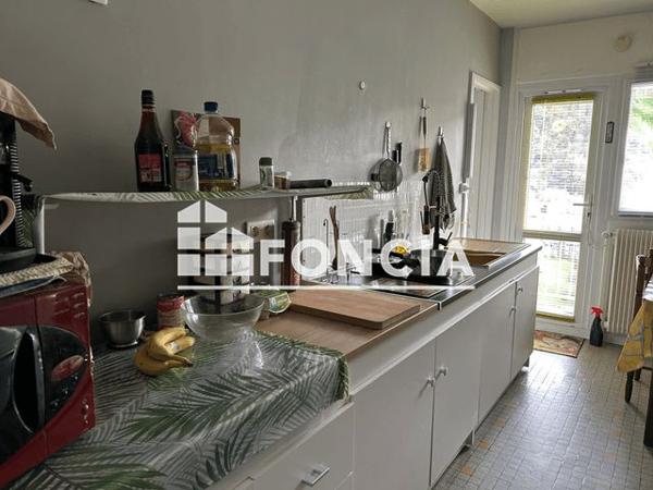 Location Appartement 4 pièces 74 m² - 25 QUAI F.MISTRAL Vienne 38200