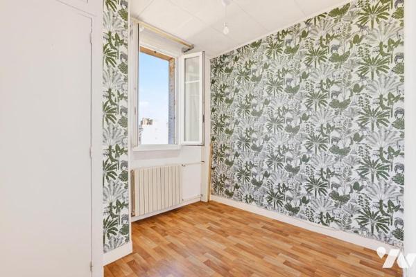 LA GARENNE COLOMBES - MARCHE DES VALLEES - COLLEGE ALBERT CAMUS - 2 PIECES. 48 m²