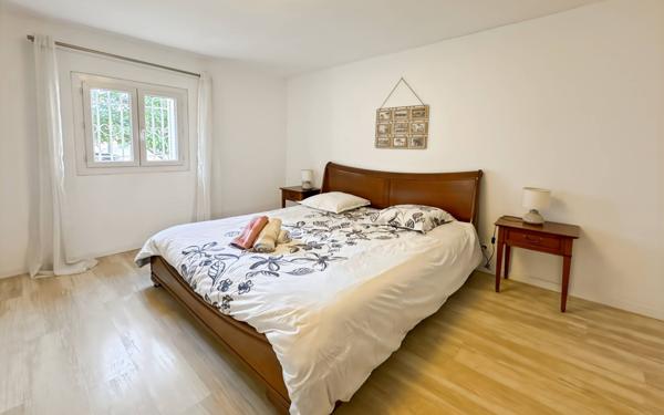 Maison à louer    5 pièces •  Antibes