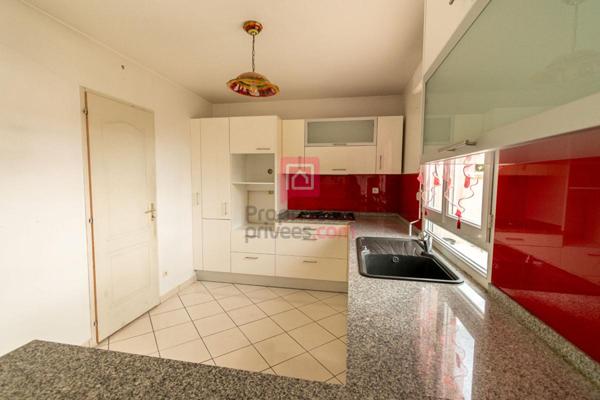 MAREUIL-LÈS-MEAUX  Maison récente 4 chambres avec jardin de 600 m²