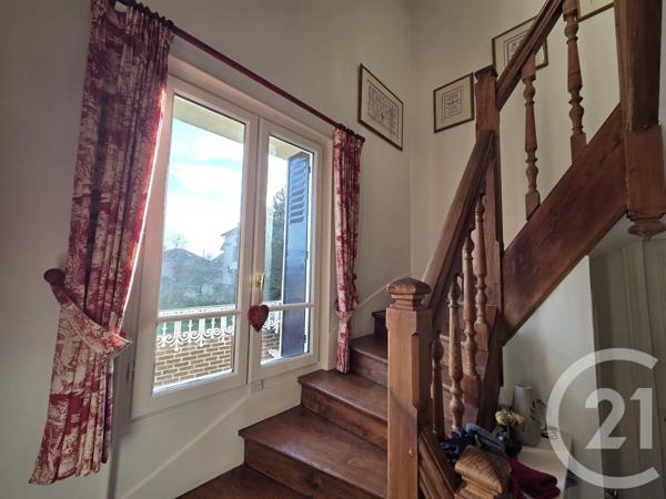 Maison à vendre  7 pièces - 183 m 2   PONTOISE  - 95