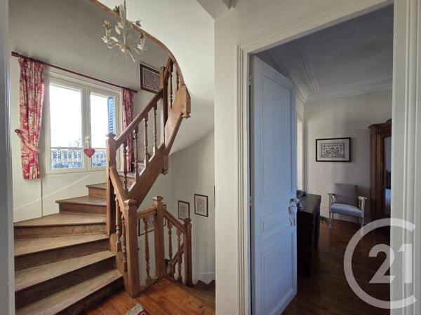 Maison à vendre  7 pièces - 183 m 2   PONTOISE  - 95