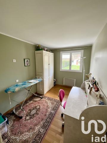 Maison 6 pièces de 115 m² à Le Plessis-Pâté (91220)