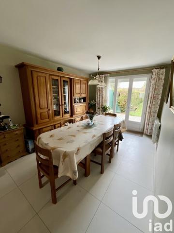 Maison 6 pièces de 115 m² à Le Plessis-Pâté (91220)