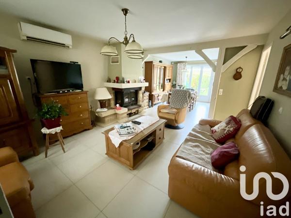 Maison 6 pièces de 115 m² à Le Plessis-Pâté (91220)