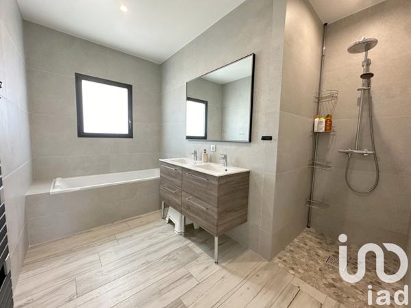 Maison à vendre 6 pièces 130 m² Puget-sur-Argens