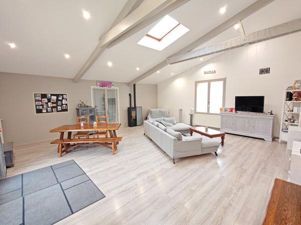 PROPRIETE AVEC ETANG