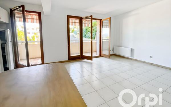 Appartement à vendre    2 pièces • 47,09 m2 Nice