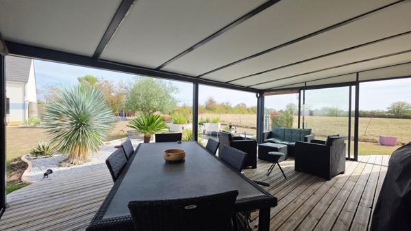 MAISON RÉCENTE DE PLAIN PIED 114M² 3 PIECES GARAGES CAMPING CAR