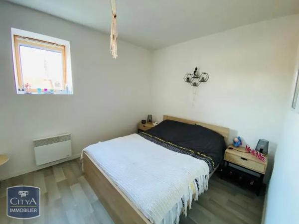 Appartement à louer 2 pièces 48.65m² Avion (62210)