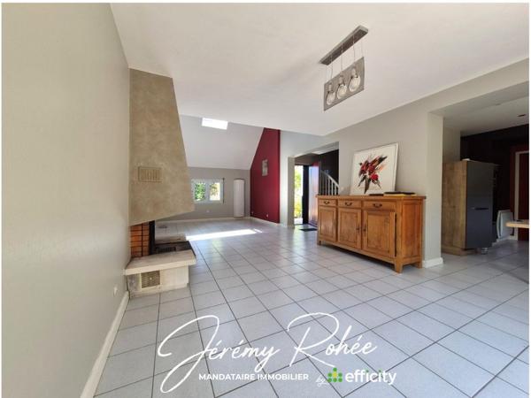 Maison
         4 pièces
        - 120 m² 199 500 € *