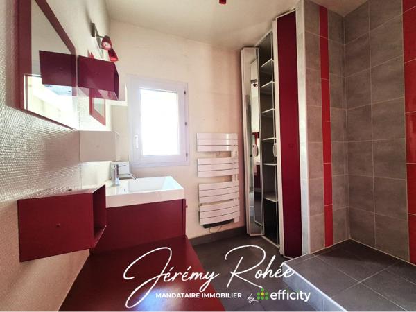 Maison
         4 pièces
        - 120 m² 199 500 € *