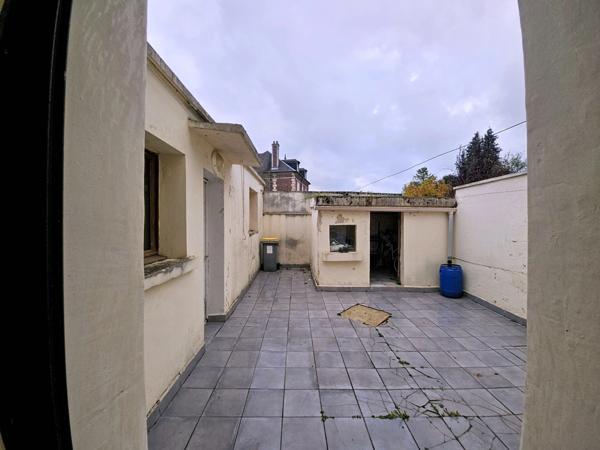 A VAUX ! joli quartier de Laon, CENTRE VILLE !