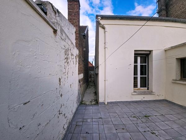 A VAUX ! joli quartier de Laon, CENTRE VILLE !