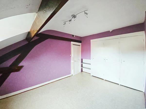 A VAUX ! joli quartier de Laon, CENTRE VILLE !