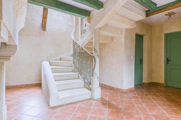 Maison Montval Sur Loir 8 pièce(s) 196 m2