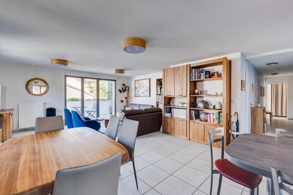 Appartement T4 stanging de 102 M2 au coeur de Toulouse