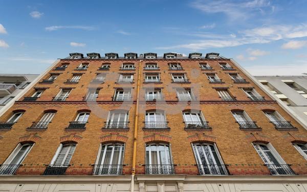 Appartement à vendre    1 pièce • 34,36 m2 Paris 20