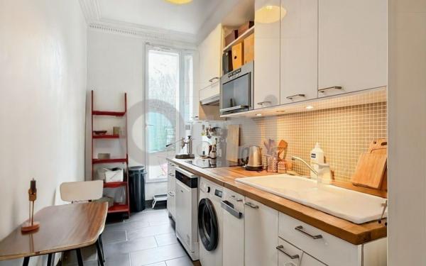 Appartement à vendre    1 pièce • 34,36 m2 Paris 20