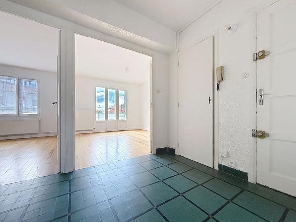 SOUS COMPROMIS VALENCE T3 rue Baudin avec cave et Balcon