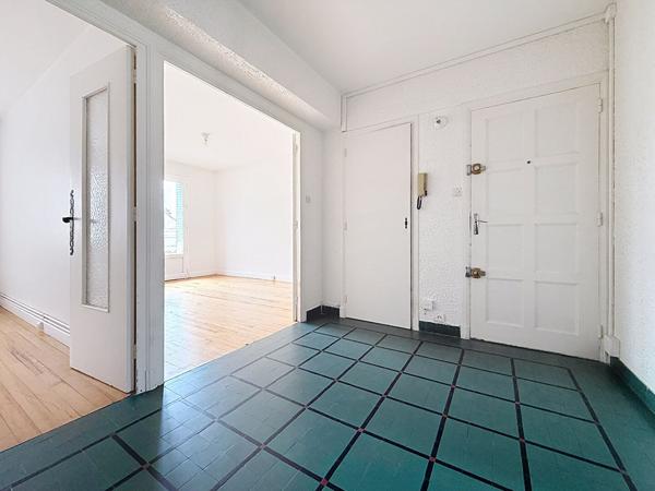 SOUS COMPROMIS VALENCE T3 rue Baudin avec cave et Balcon