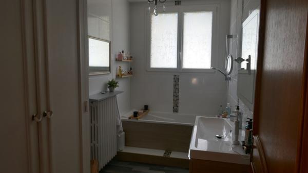 UGINE, Maison  individuelle de 275m² avec terrain de 2286m²
