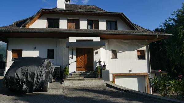 UGINE, Maison  individuelle de 275m² avec terrain de 2286m²