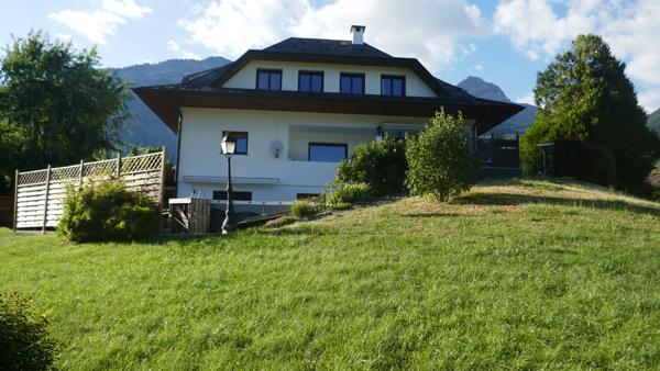 UGINE, Maison  individuelle de 275m² avec terrain de 2286m²