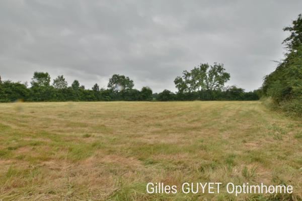Terrain plat constructible de 5400M² 20MN de BERNAY, 35000€