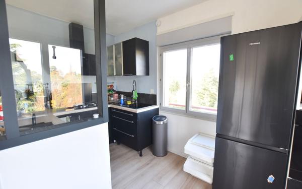 Appartement à vendre    4 pièces • 90,79 m2 Francheville