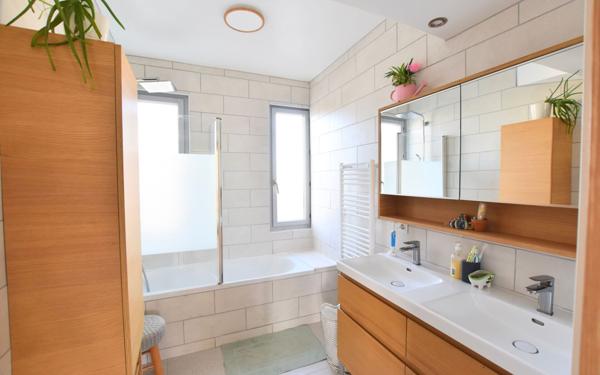 Appartement à vendre    4 pièces • 90,79 m2 Francheville