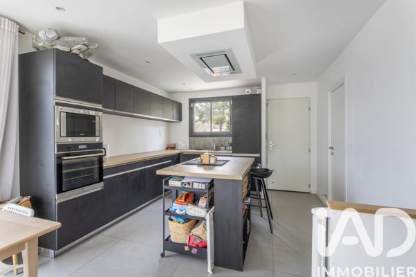 Maison à vendre 6 pièces 142 m² Marseille 9