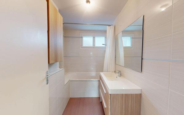 Appartement à vendre    4 pièces • 66,54 m2 Annecy