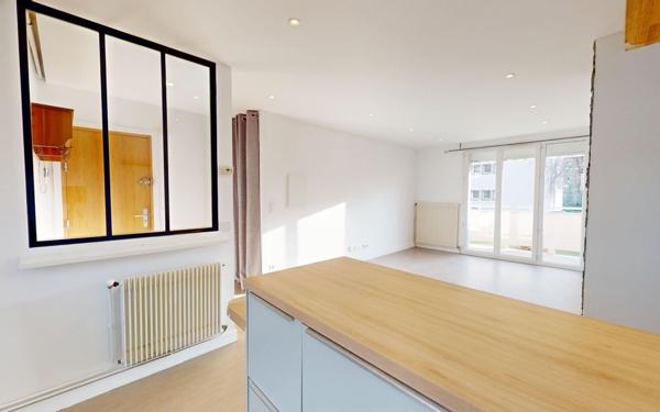 Appartement à vendre    4 pièces • 66,54 m2 Annecy