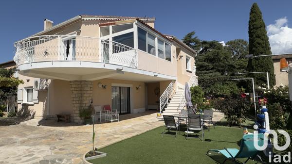 Maison à vendre 7 pièces 187 m² Hyères