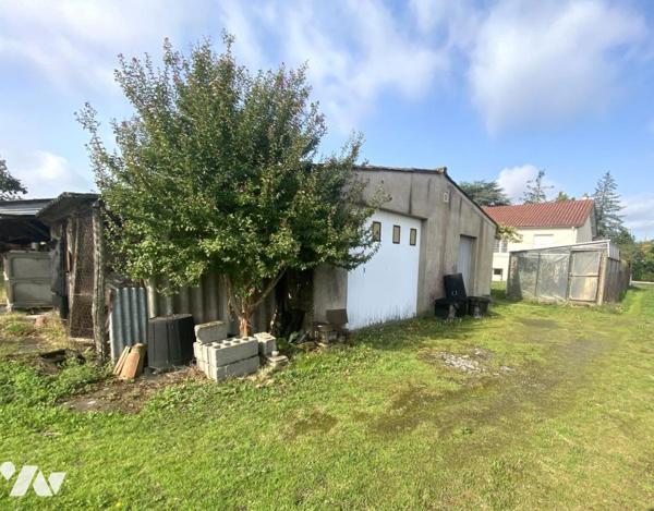 Bâtiment à réhabiliter en habitation sur un terrain à bâtir
